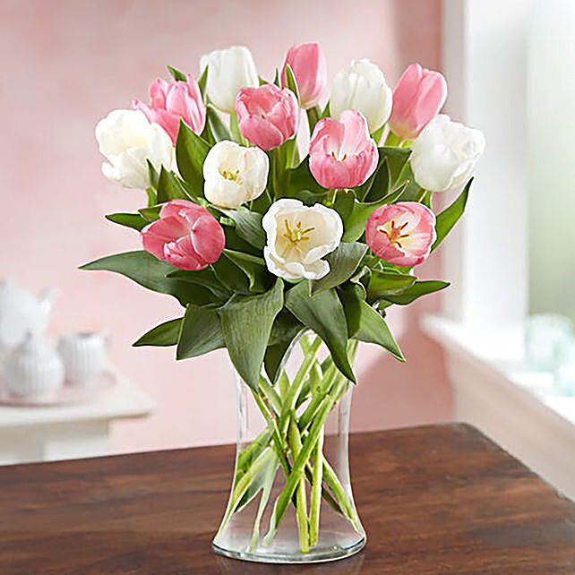 Serene 15 Mixed Tulips Glass Vase Arrangement singapore | Gift Serene ...