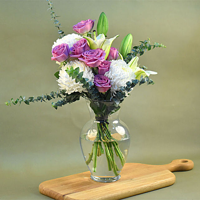 Lovely Mixed Flowers Oval Shaped Vase singapore | Gift Lovely Mixed ...