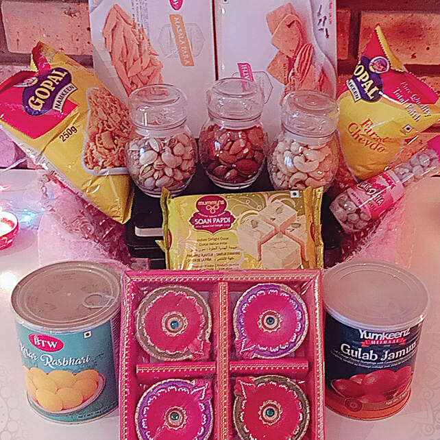 Smart Diwali Gift Hamper southafrica Gift Smart Diwali Gift Hamper FNP