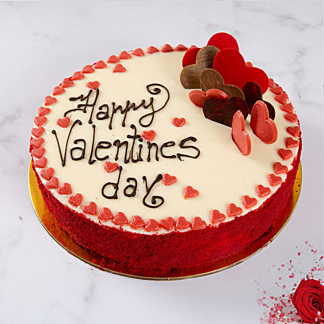 Valentine S Day Cake Delivery In Uae Online Ferns N Petals