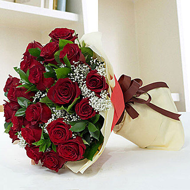 Lovely Roses Bouquet Uae Gift Lovely Roses Bouquet Ferns N Petals Lovely Roses Bouquet Uae Gift Lovely Roses Bouquet Ferns N Petals