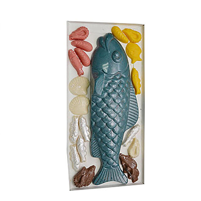 Easter Fish Carving Chocolate uae Gift Easter Fish Carving Chocolate FNP