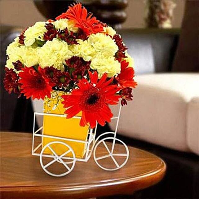Pick Up Flower Arrangement uae Gift Pick Up Flower Arrangement FNP