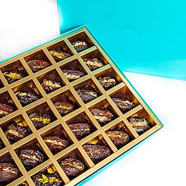 Box of Dates with Dry Fruits uae | Gift Box of Dates with Dry Fruits- FNP