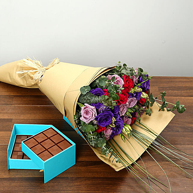 Purple and Pink Roses Bouquet With Chocolates uae Gift Purple and