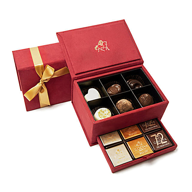 Godiva Royal Gift Box Mini Red uae | Gift Godiva Royal Gift Box Mini ...