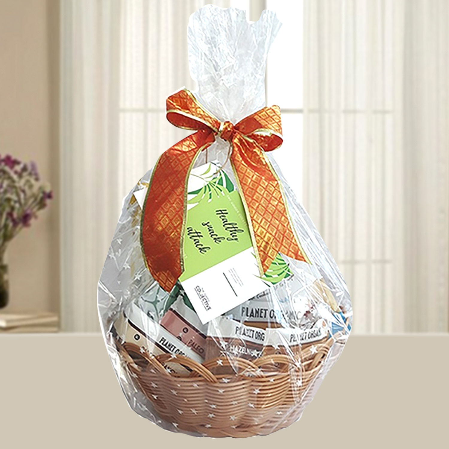 Gourmet Healthy Snack Hamper uae Gift Gourmet Healthy Snack Hamper