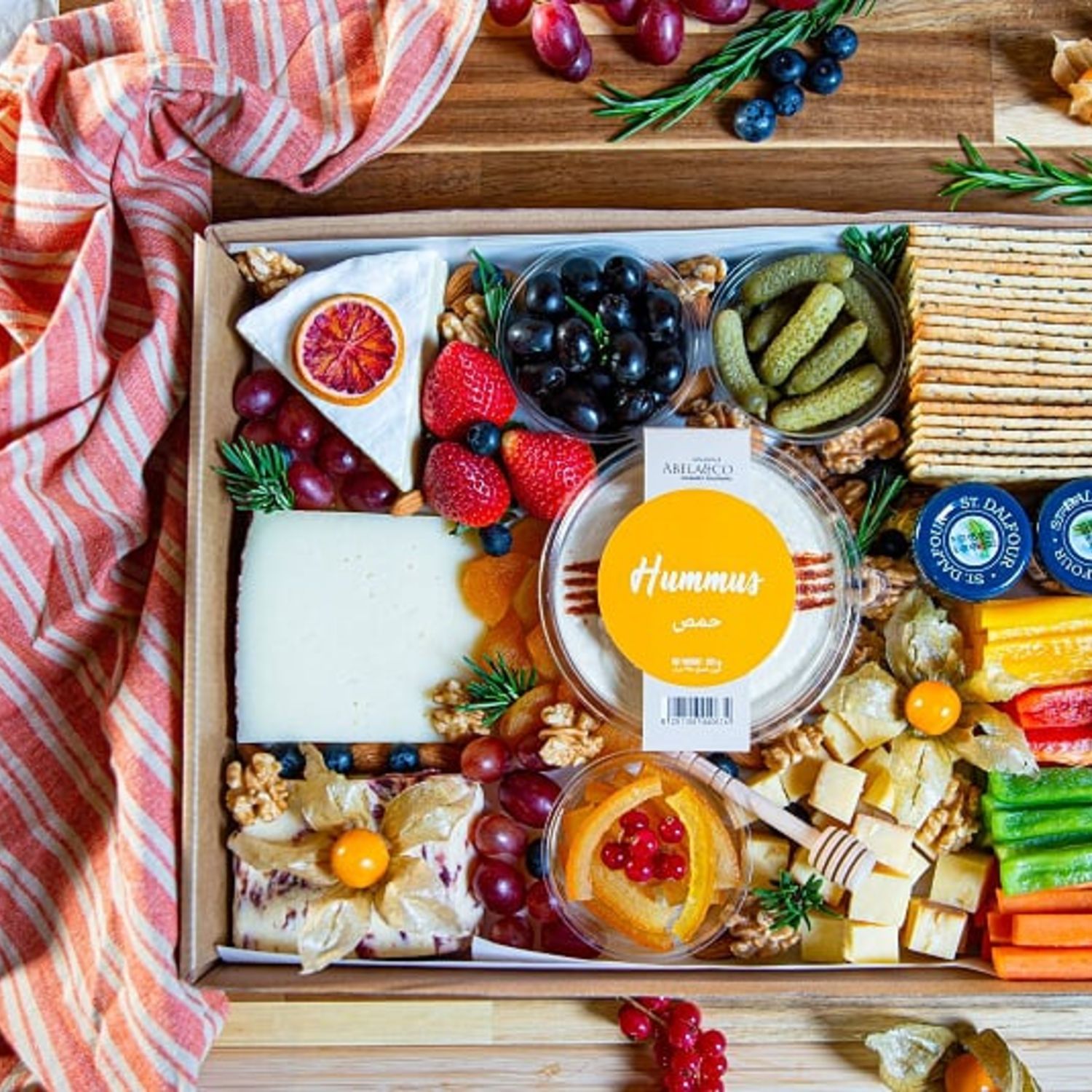 Vegetarian Cheesebox uae Gift Vegetarian Cheesebox Ferns N Petals