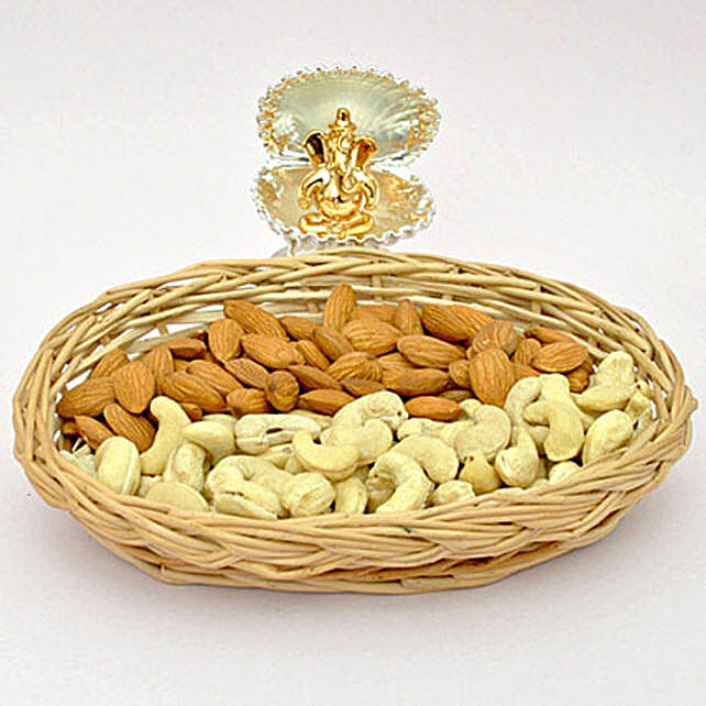 Golden Ganesha N Dry Fruits usa Gift Golden Ganesha N Dry Fruits FNP