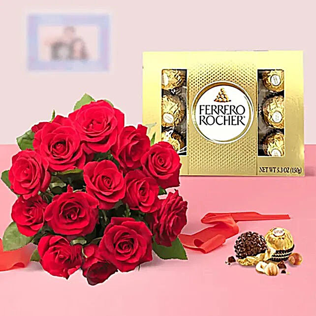 Personalised red valentines day gift box Ferrero Rocher chocolate rose gold foil 