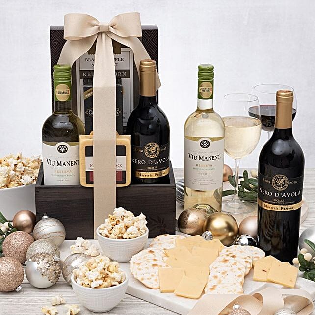 Red Wine Duo And Tasty Treats Christmas Hamper usa Gift Red Wine Duo