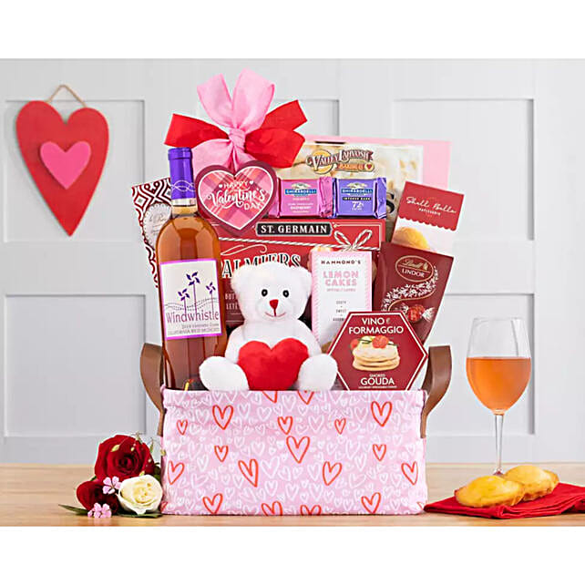 Windwhistle Valentine Red Moscato usa Gift Windwhistle Valentine Red