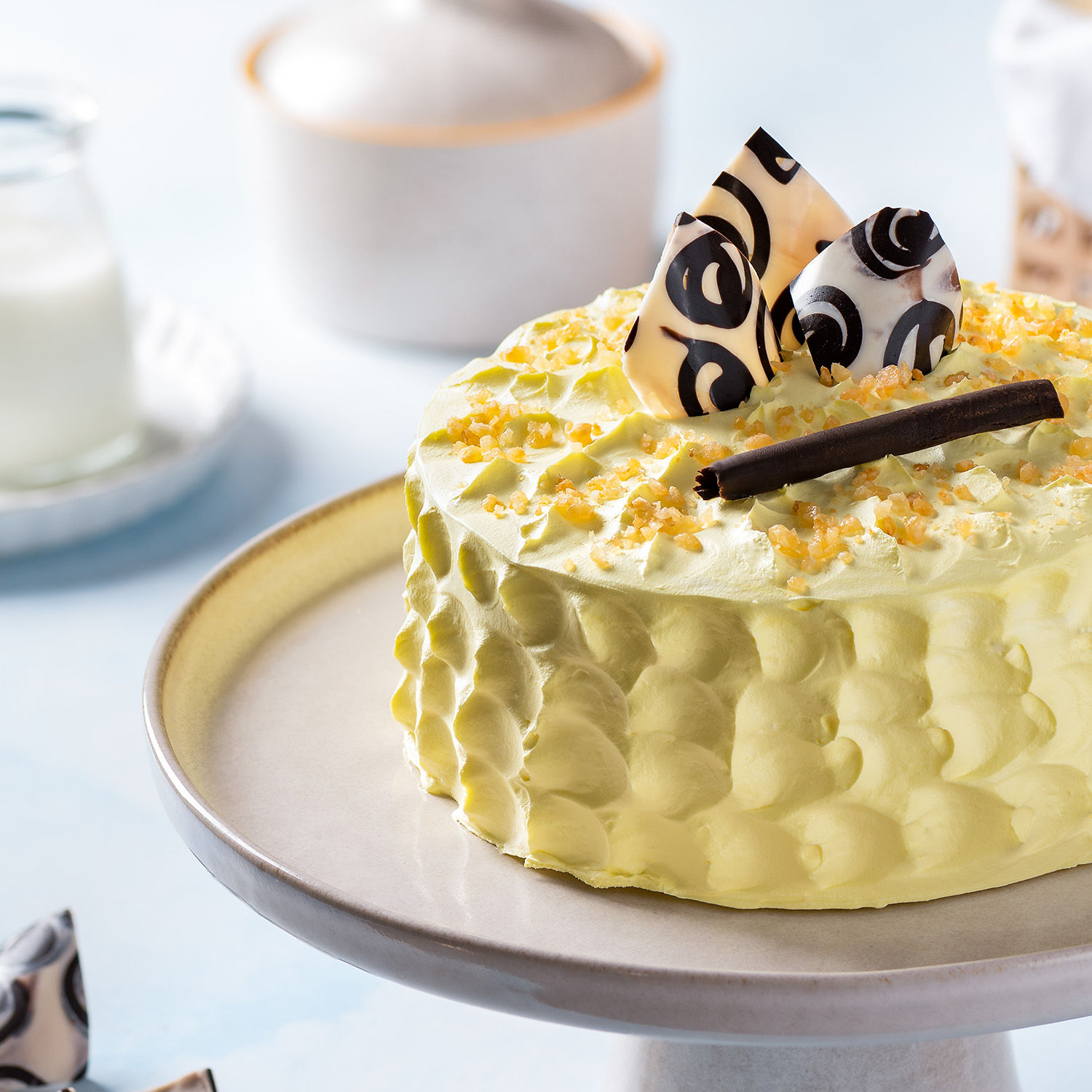 Buy/Send Crunchy Butterscotch Cake Half Kg Online Ferns N Petals