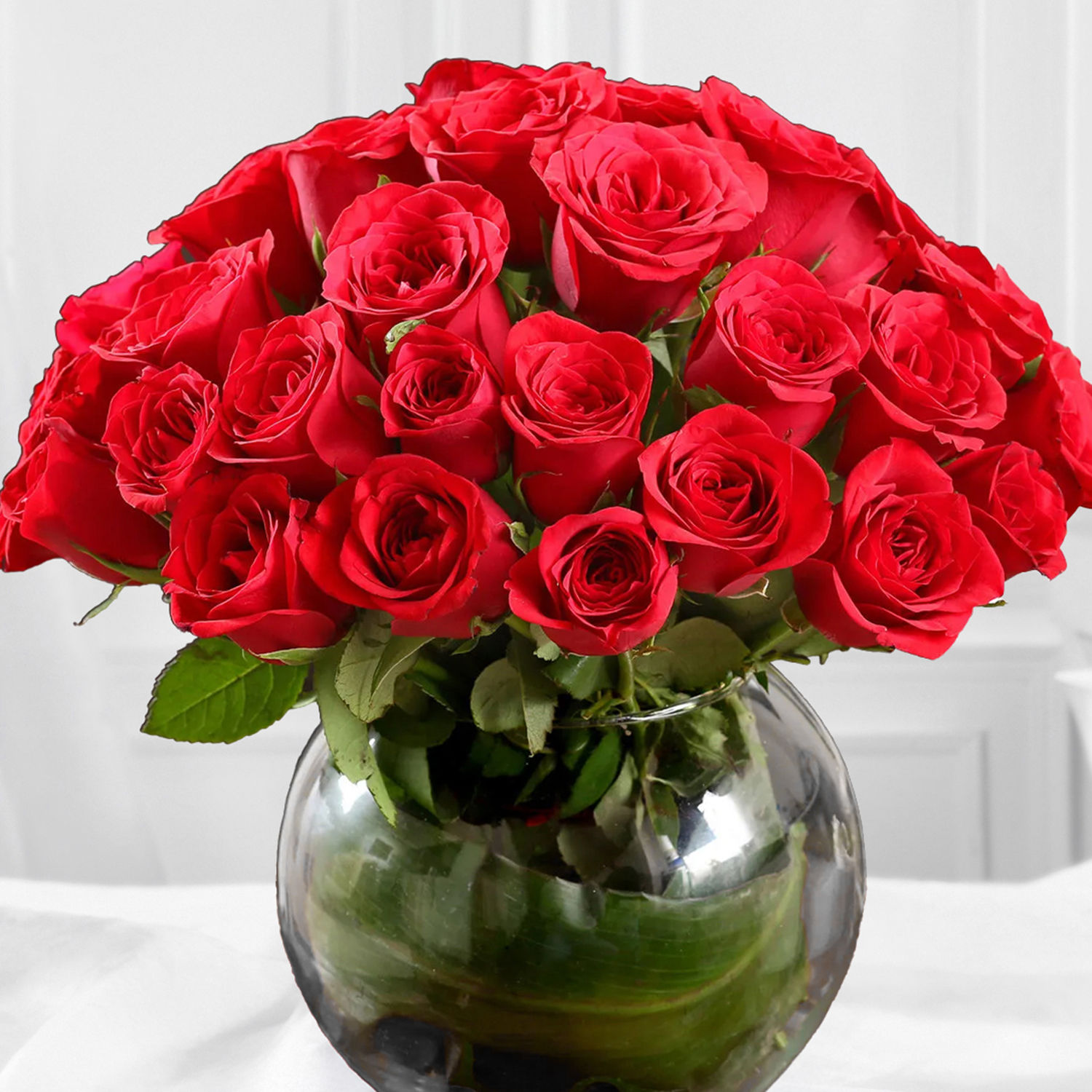 Buy/Send Extravagant 40 Red Roses Arrangement Online Ferns N Petals