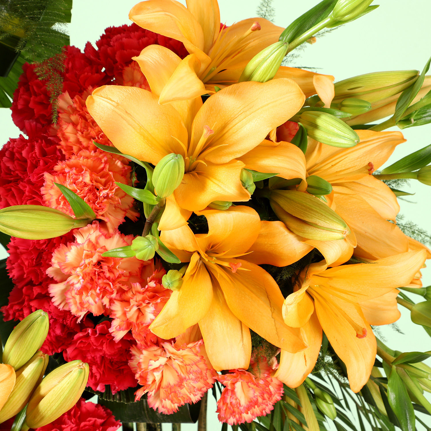 Buy/Send Grand Flower Arrangement Online Ferns N Petals