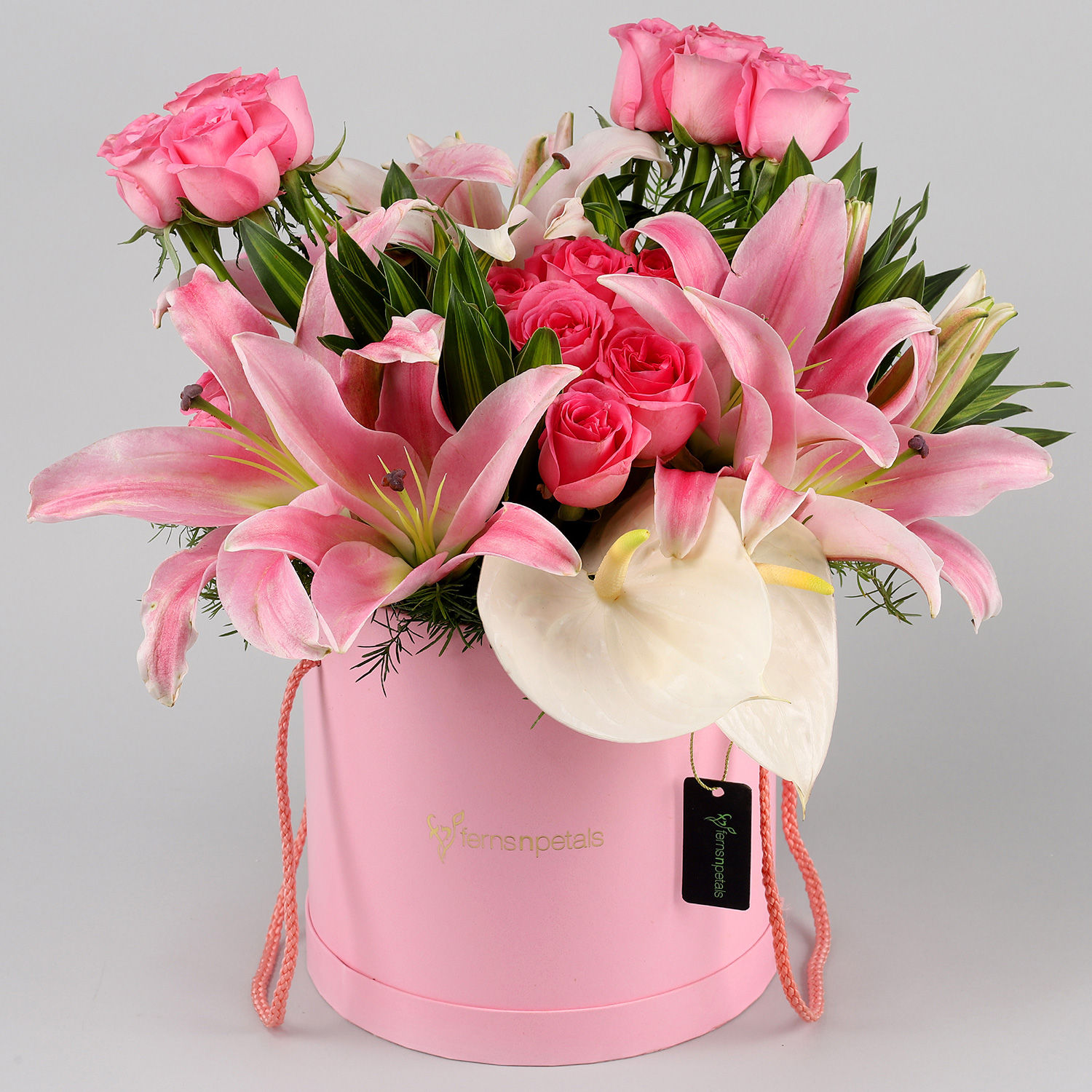Buy/Send Eternal Lilies & Roses Bouquet Online Ferns N Petals