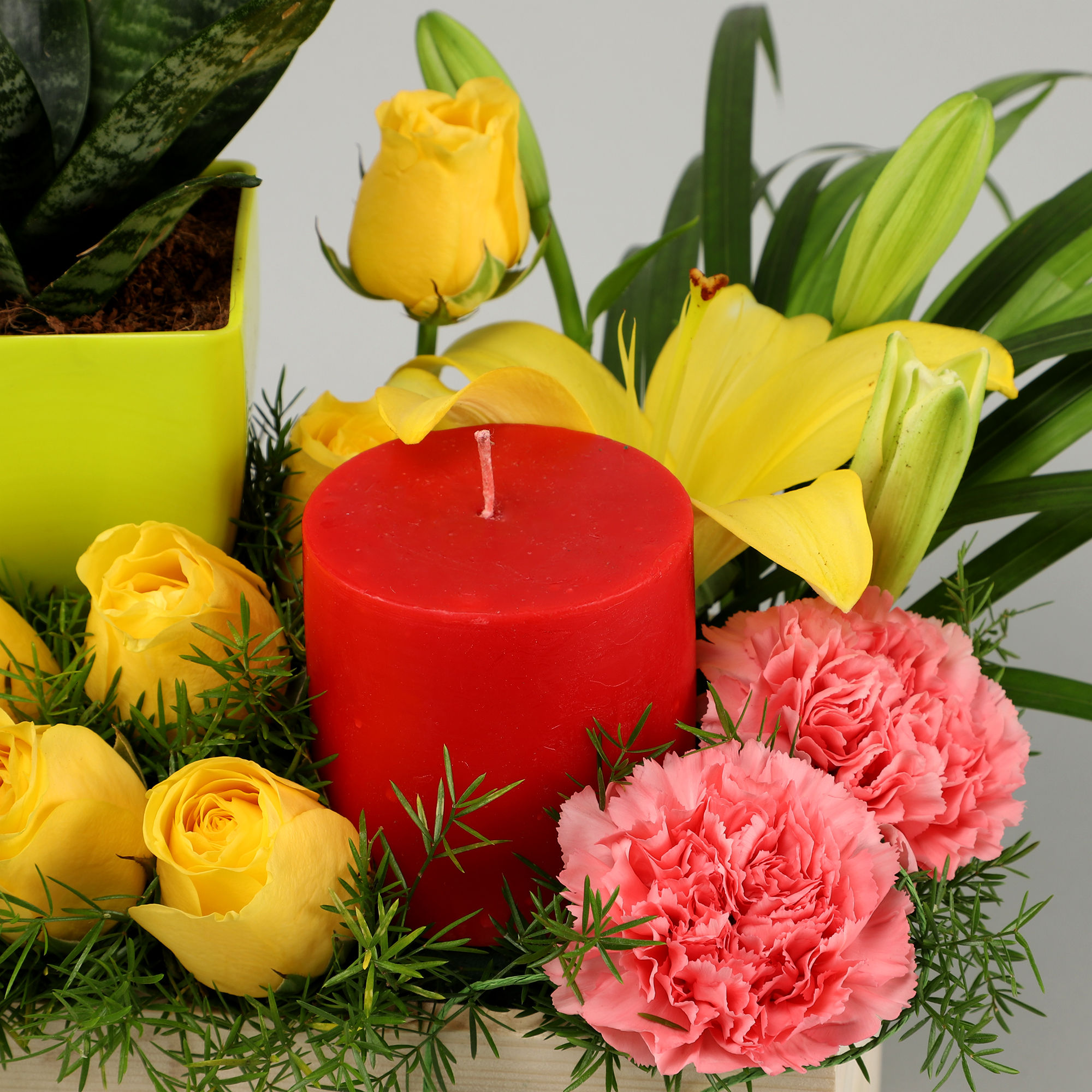 Buy/Send Exotic Garden Glory Arrangement Online Ferns N Petals