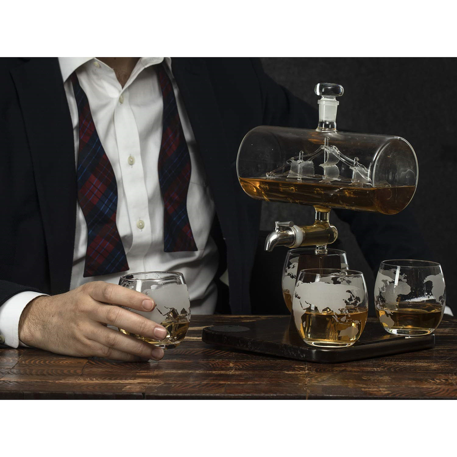 Buy/Send Sailing Ship Whiskey Decanter Set With 4 Globe Glasses Online ...